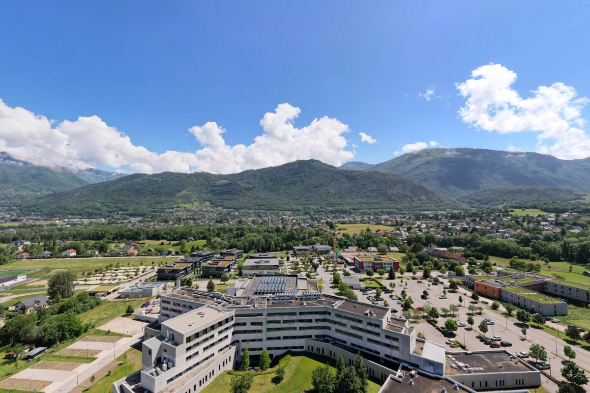 Gezondheidsparcours naast Médipôle de Savoie